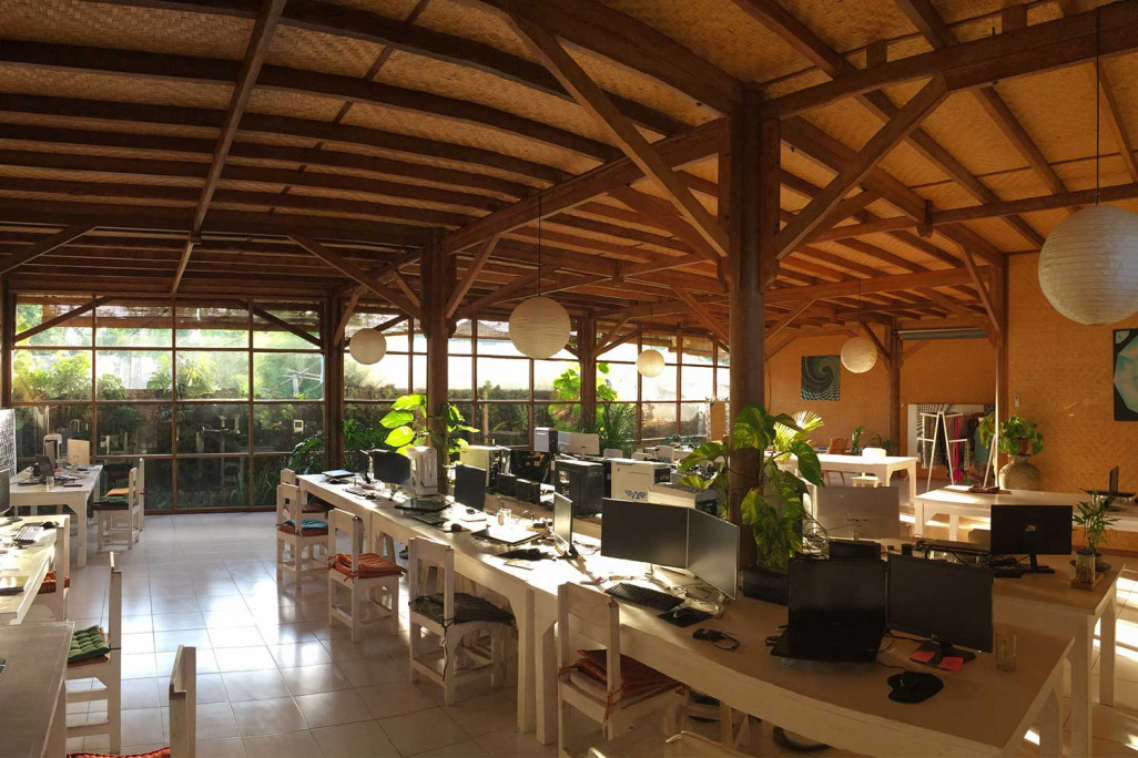 Bureau Matahari (qui signifie « soleil » en indonésien), HMQ ASIA